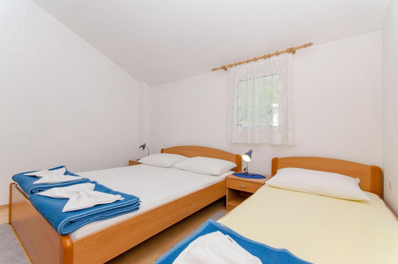 Apartments Zoran Drvenik  Exterior photo